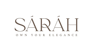 الصورة عبارة عن شعار "Sarah Line "  مكتوبة باللون الابيض  مع خلفيه اسود